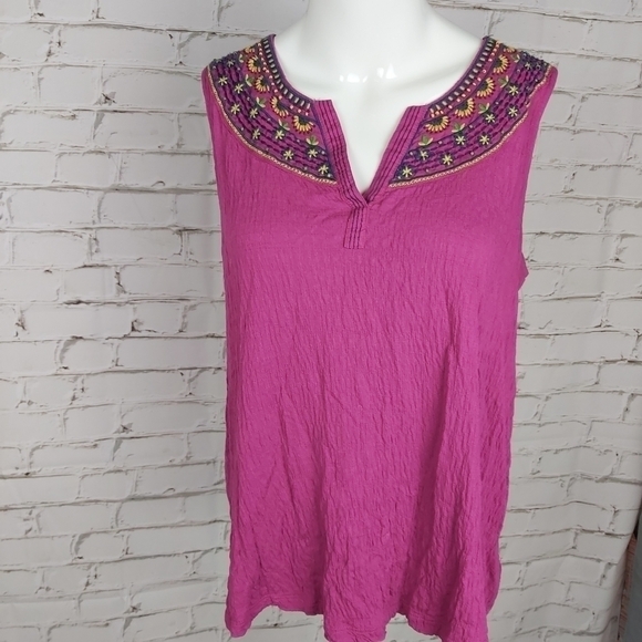 Anthropologie Akemi +‎ Kin Vizela Embroidered Top - Picture 4 of 7